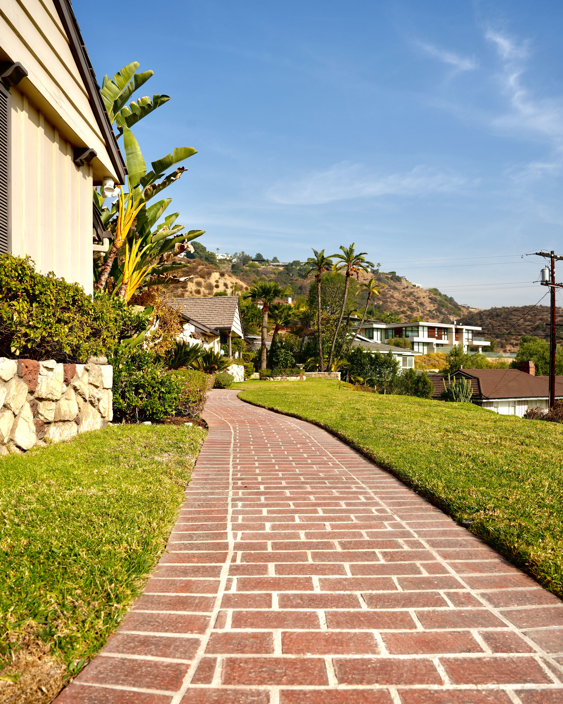 Paver Walkway Cumberland Terrace in Glendale