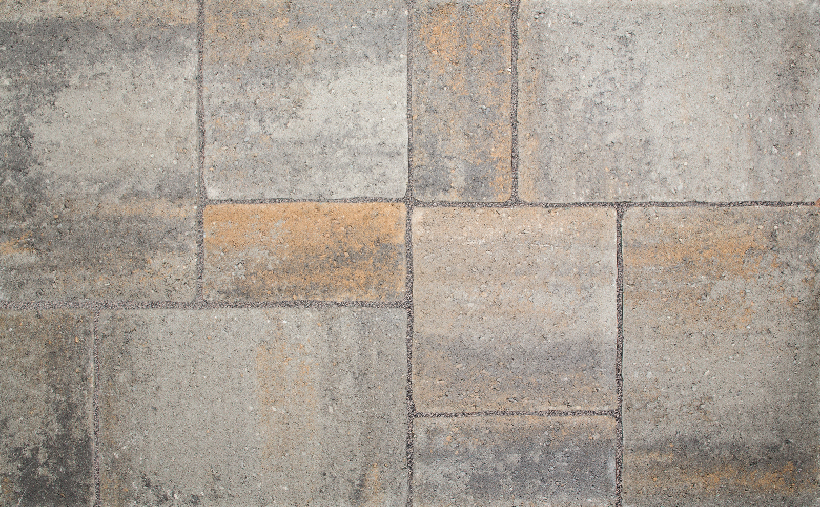 Mega Lafitt paver in Victorian color